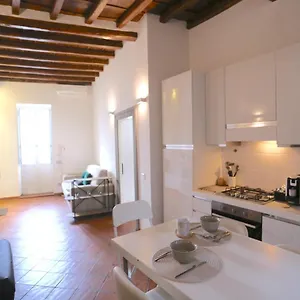 benedetta-22-trastevere.it-romehotels.com/