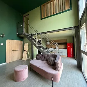 unico-studios.italymilanhotels.net/